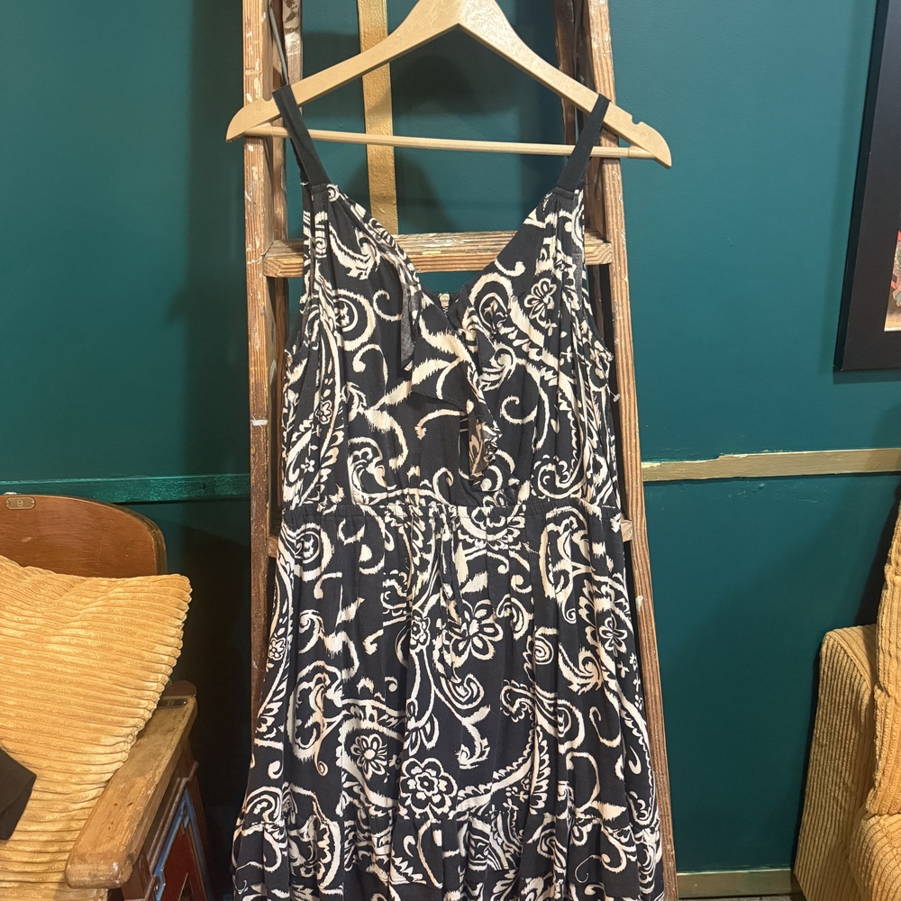 Elle Black and White Patterned Mini Dress